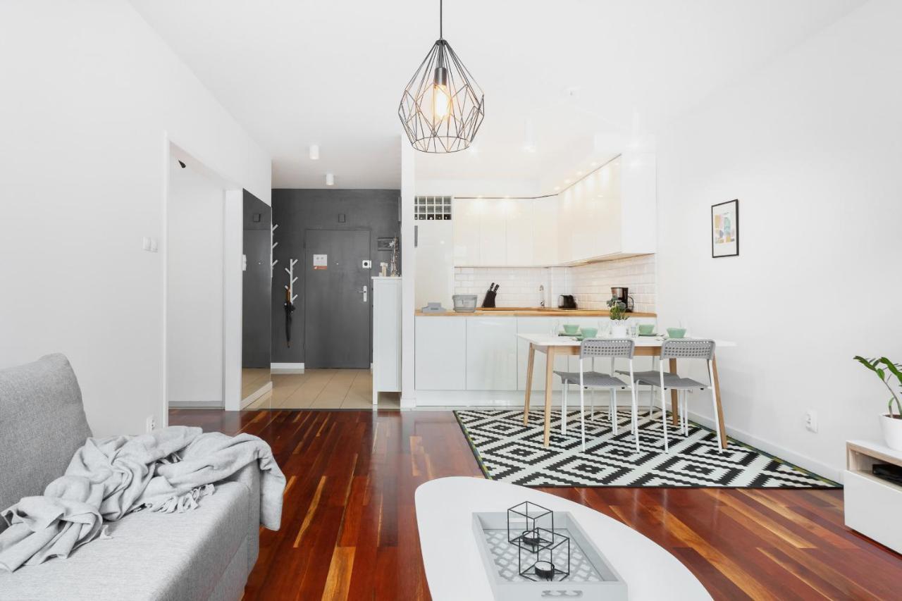 Apartments Warsaw Zelazna By Noclegi Renters Екстериор снимка